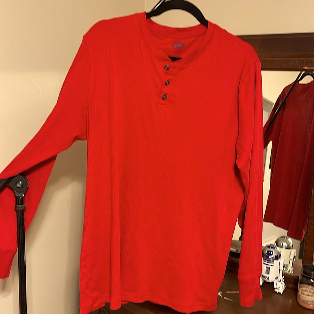 Men’s long sleeved “Land’s End” pullover